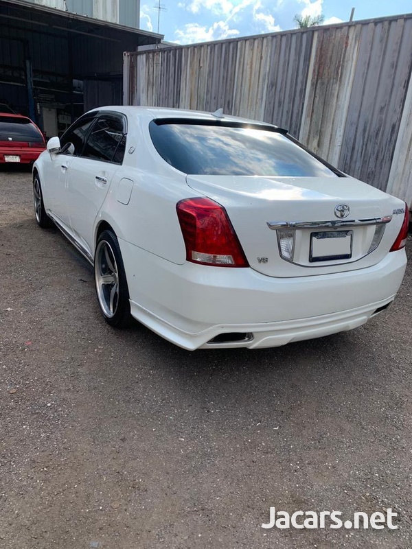 Toyota Crown 3,5L 2012-5