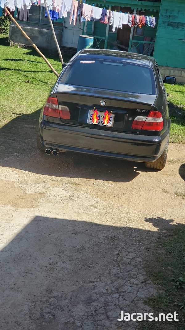 BMW 3-Series 2,0L 2004-9