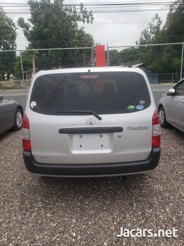 Toyota Probox 1,5L 2017-2