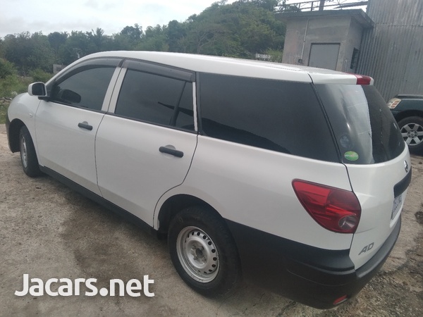 Nissan AD Wagon 1,5L 2016-7