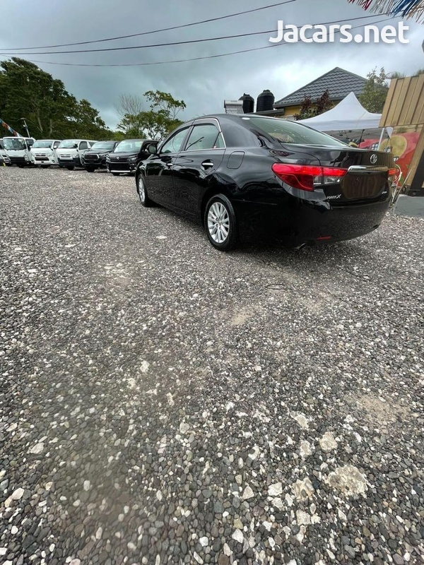 Toyota Mark X 2,5L 2016-8