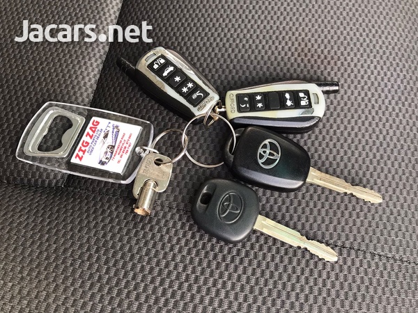 Toyota Hiace 3,0L 2016-7