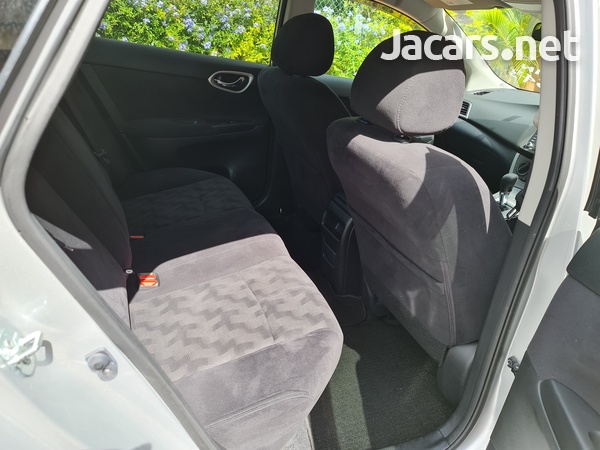 Nissan Sylphy 1,8L 2017-11