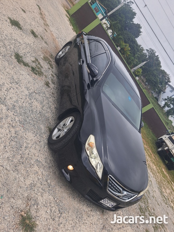 Toyota Mark X 2,0L 2010-5