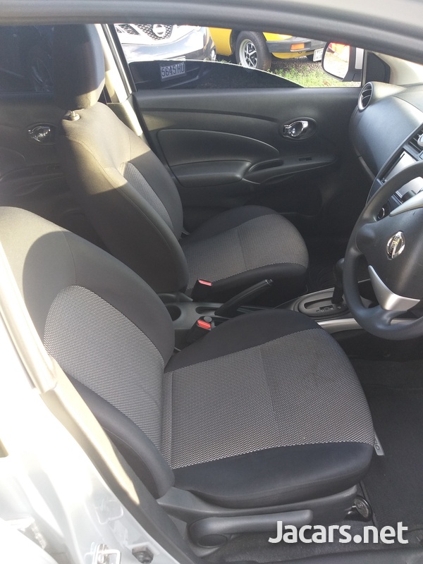 Nissan Latio 1,2L 2016-10