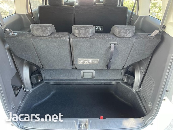 Honda Stepwgn 2,0L 2013-16