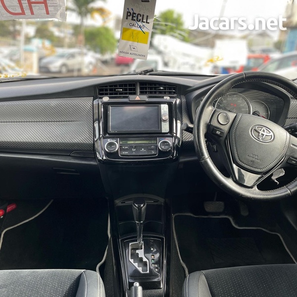 Toyota Fielder 1,5L 2013-7