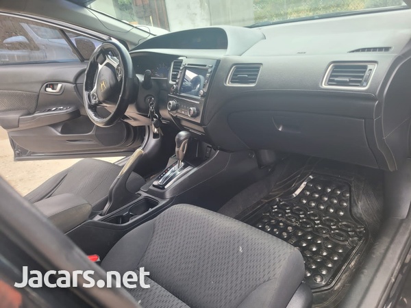 Honda Civic 1,8L 2015-7