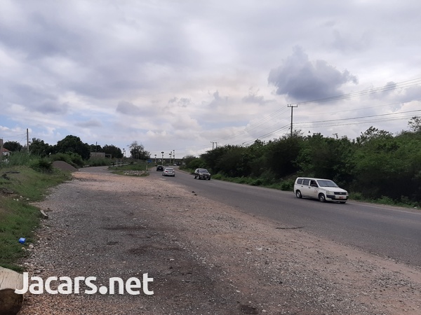 Commercial land In mineral heights Clarendon-2