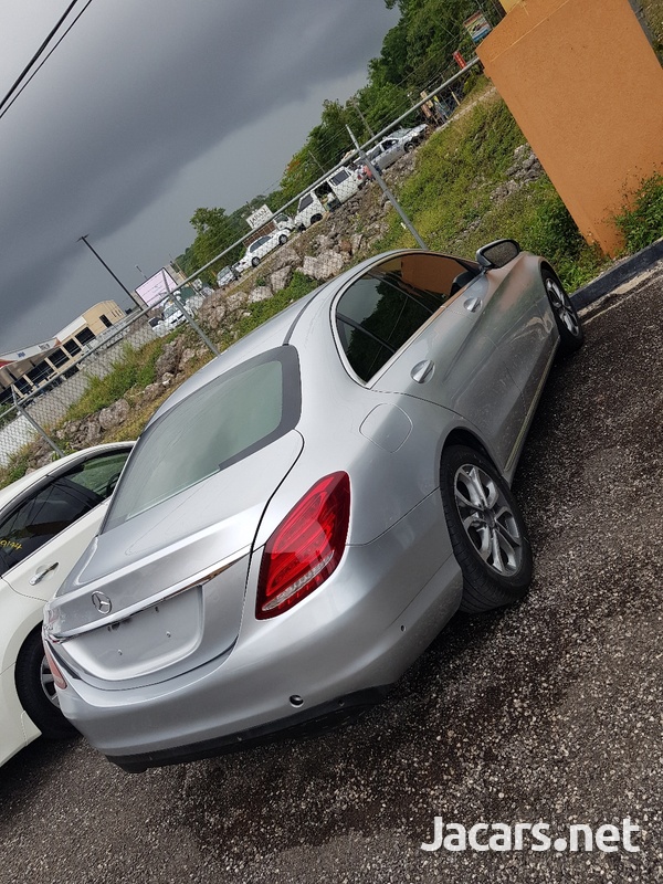Mercedes-Benz C-Class 2,0L 2014-6