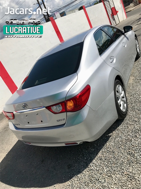 Toyota Mark X 2,5L 2012-4