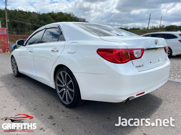 Toyota Mark X 2,5L 2012-12