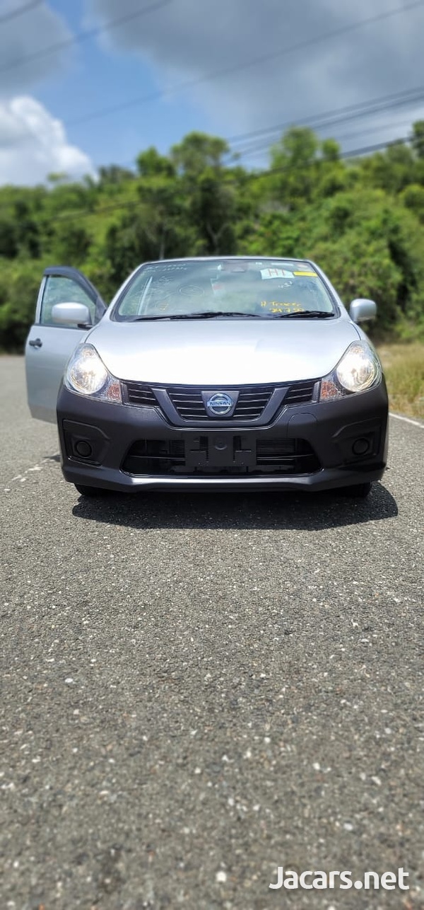 Nissan AD Wagon 1,5L 2017-1