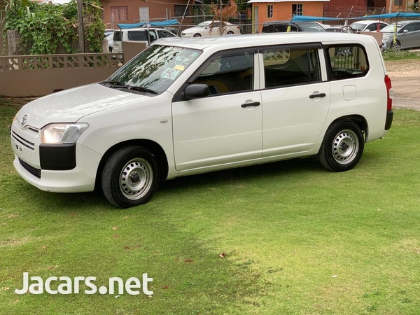 Toyota Probox 1,5L 2016-2