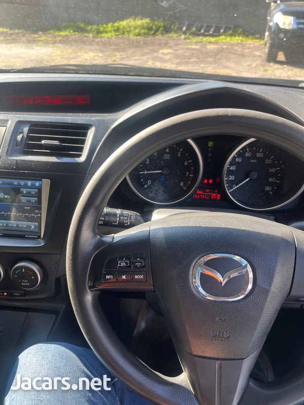 Mazda Premacy 2,0L 2012-4