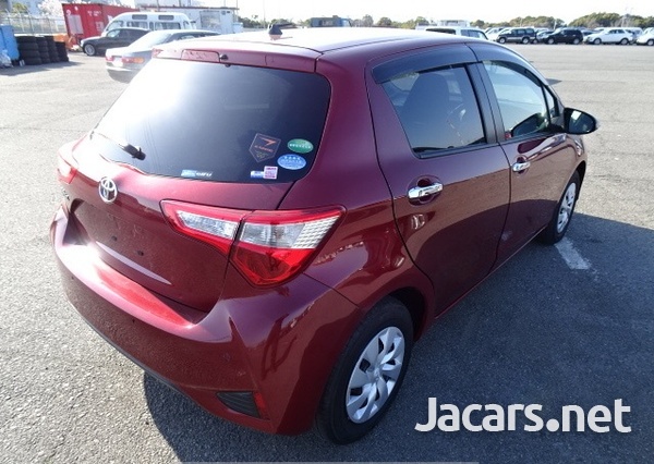 Toyota Vitz 1,3L 2019-9