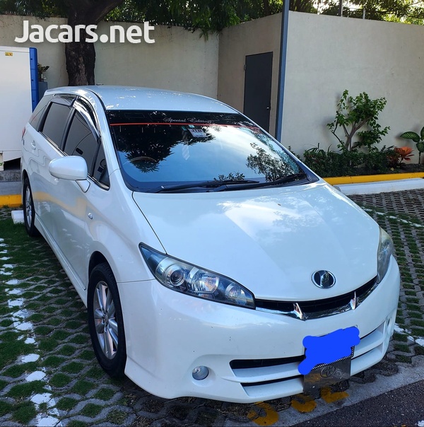 Toyota Wish 1,8L 2011-7