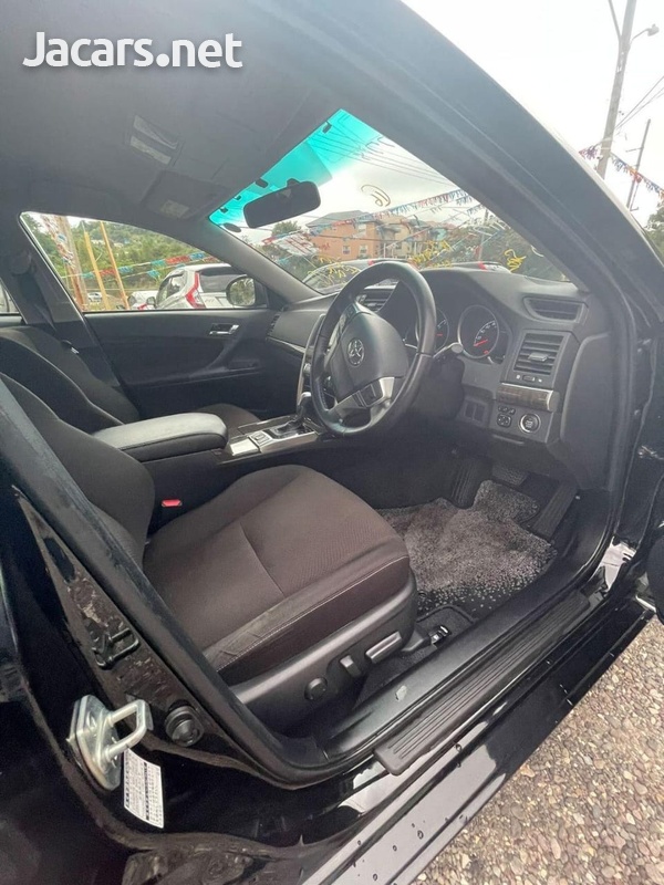 Toyota Mark X 2,5L 2016-9