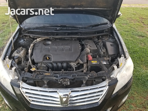 Toyota Premio 2,0L 2015-10