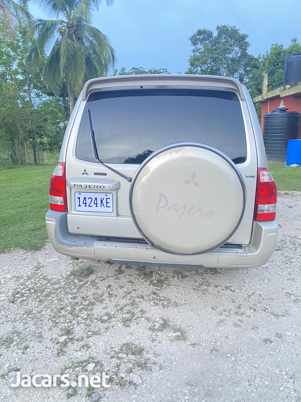 Mitsubishi Pajero 3,0L 2003-1