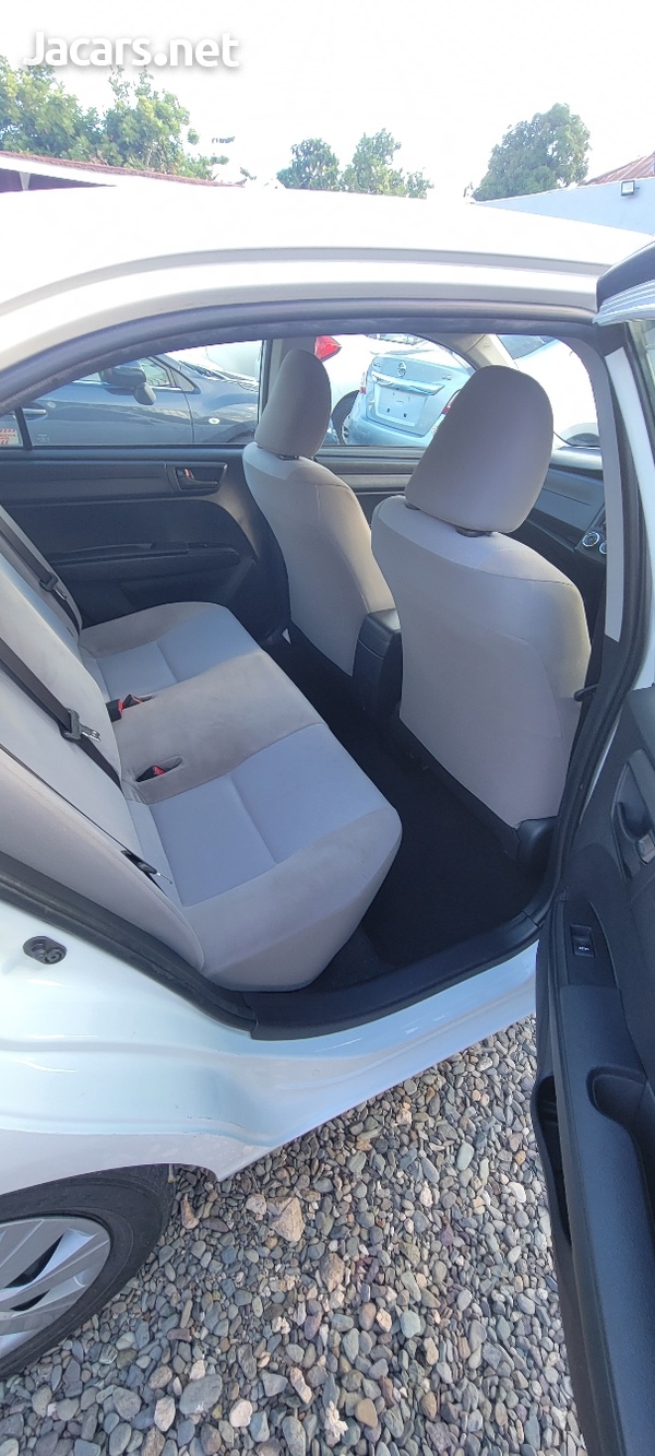 Toyota Axio 1,5L 2017-7