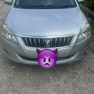 Toyota Premio