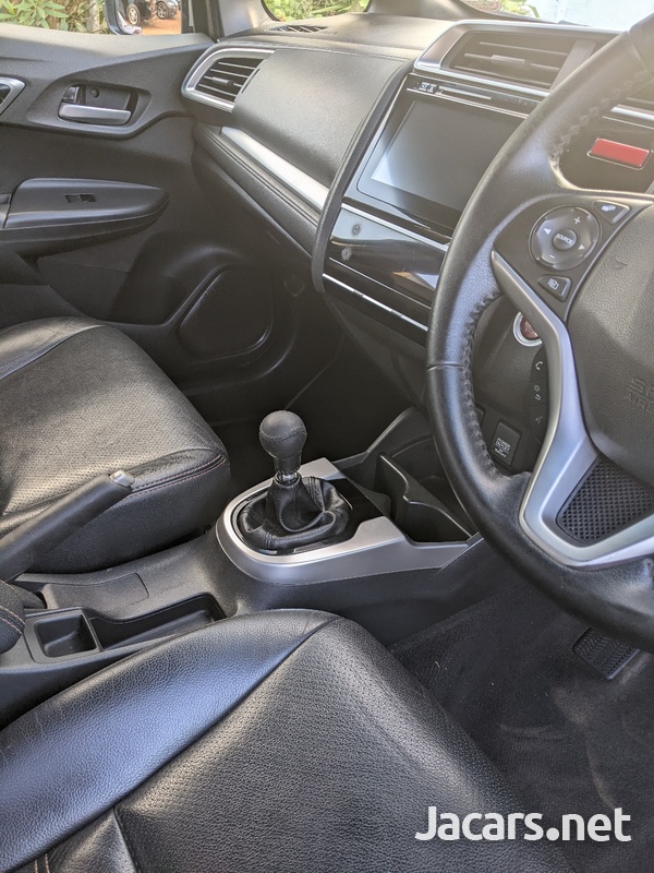 Honda Fit 1,4L 2016-6