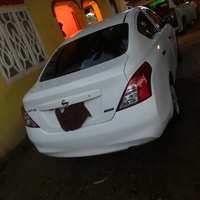 Nissan Latio 1,2L 2014 Nissan Latio 1,2L 2014
