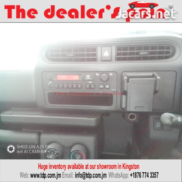 Toyota Probox 1,5L 2017-6