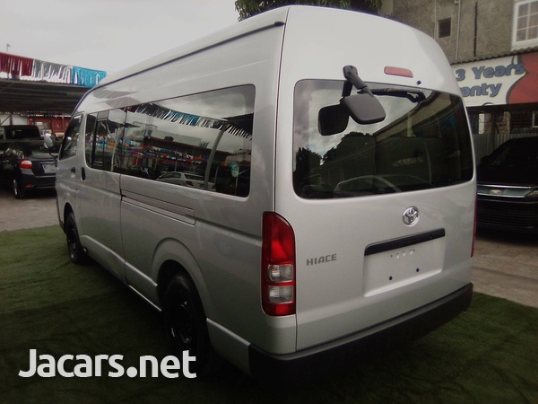 2013 Toyota Hiace Bus-4
