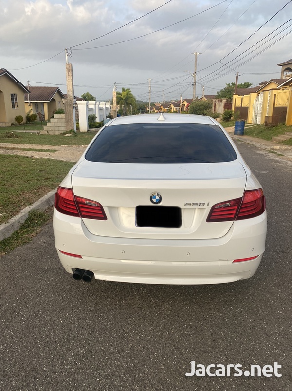 BMW 5-Series 2,0L 2012-7