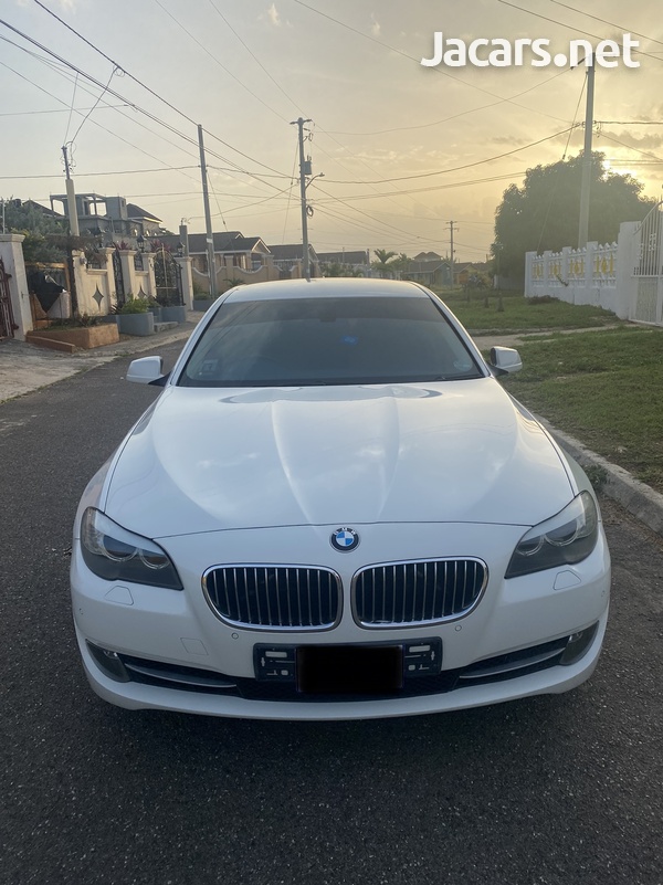 BMW 5-Series 2,0L 2012-1
