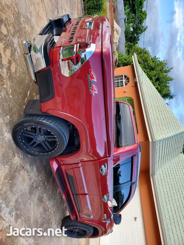 2018 Toyota Hilux Revolution-5