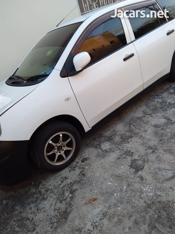 Nissan AD Wagon 1,5L 2011-1