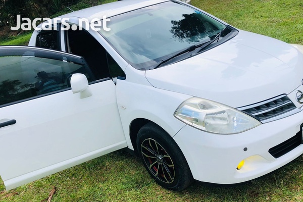 Nissan Tiida 1,5L 2012-1