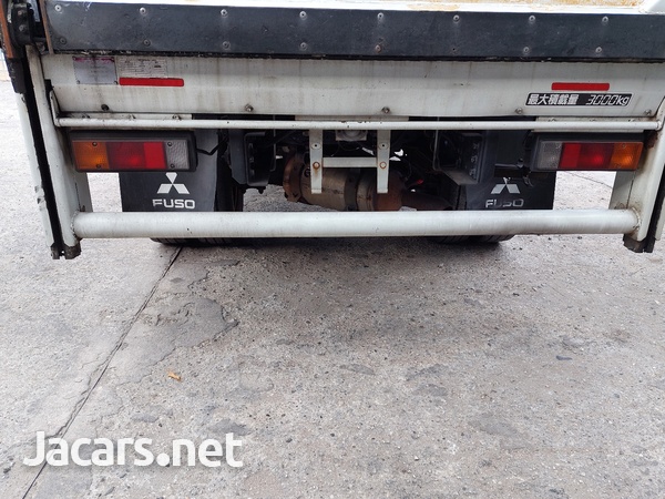 Mitsubishi Fuso 7 ton truck with tail lift-11