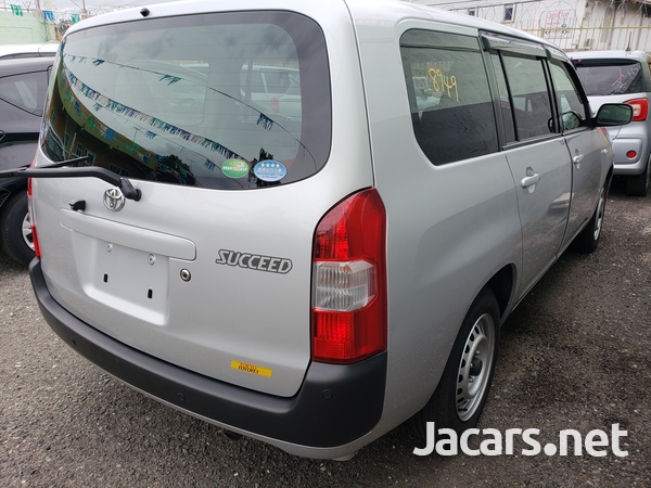 Toyota Succeed 1,5L 2016-3