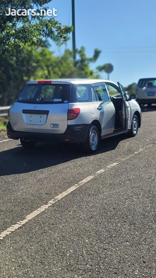 Nissan AD Wagon 1,5L 2017-6