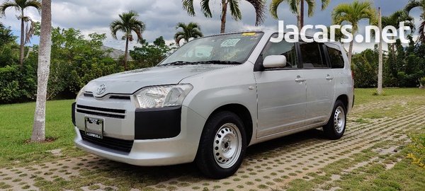 Toyota Probox 1,5L 2017-3