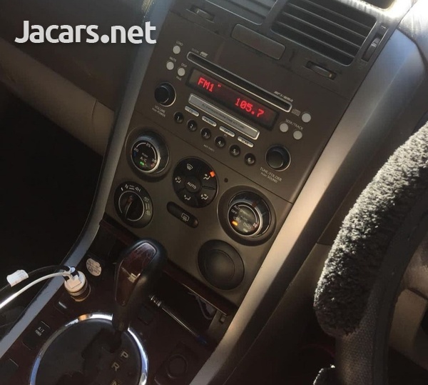 Suzuki Grand Vitara 2,0L 2007-6