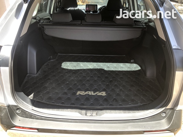 Toyota RAV4 2,0L 2021-12
