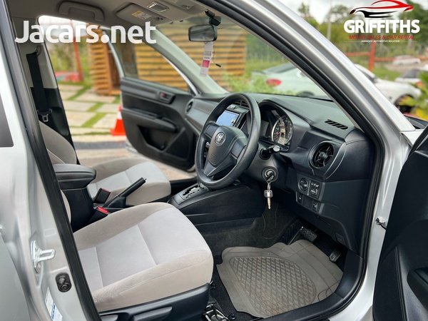 Toyota Axio 1,5L 2017-12