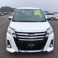 Toyota Noah 2,0L 2016 Toyota Noah 2,0L 2016