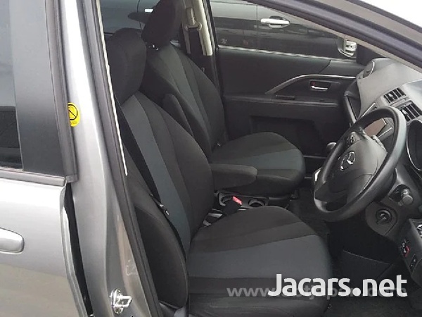 Mazda Premacy 2,0L 2016-5