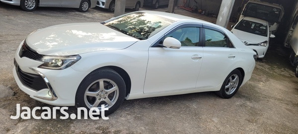 Toyota Mark X 2,5L 2016-3