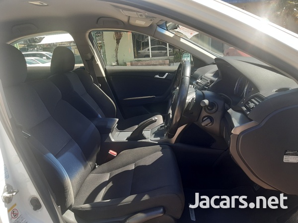 Honda Accord 2,0L 2012-6