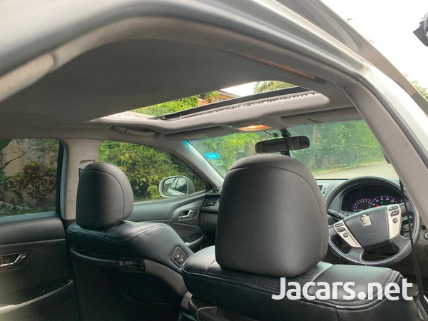 Toyota Crown 3,5L 2011-15