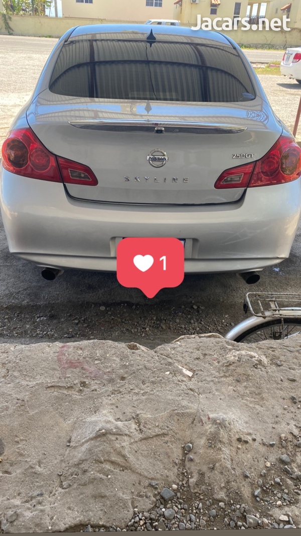 Nissan Skyline 2,5L 2012-1