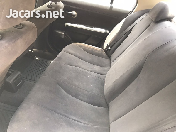 Nissan Tiida 1,6L 2011-6