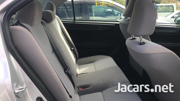 Toyota Axio 1,5L 2016-8